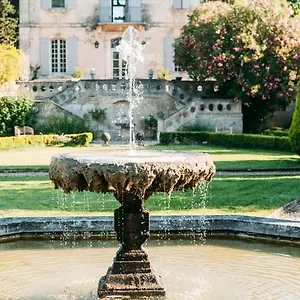 Château Légier Couette-café Fontvieille