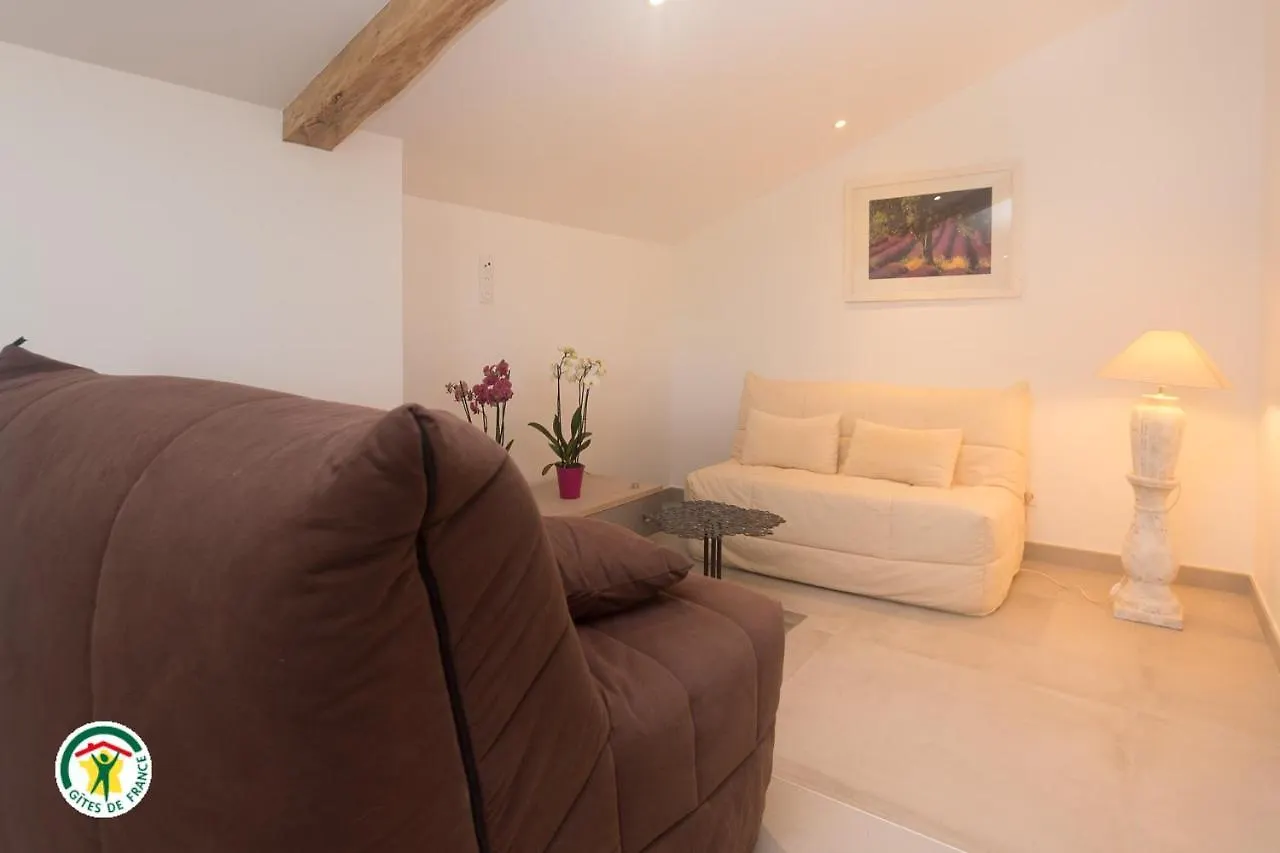 Gite Le Val des Sens Chatte 3*,  France